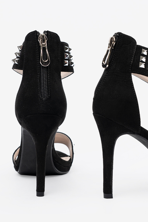 basutės ant aukštakulnio juodos spalvos su cirkoniais