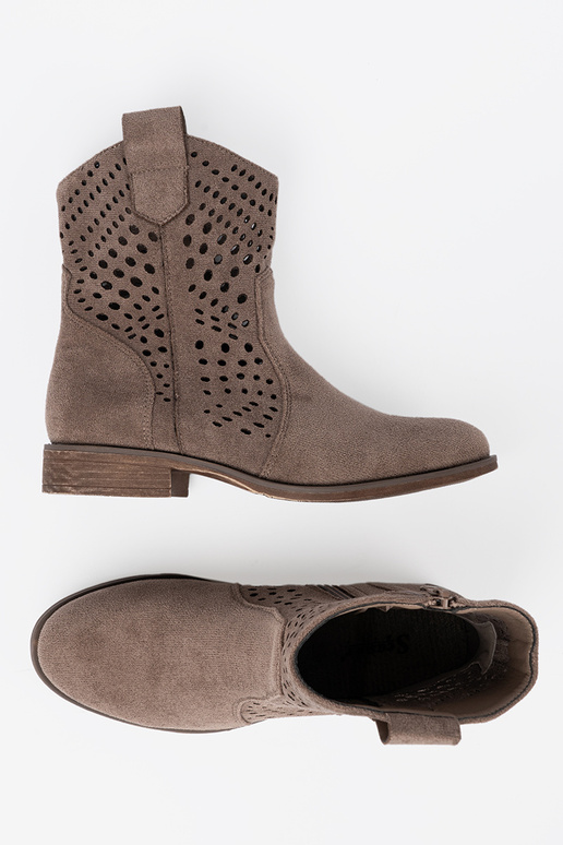 smėlio spalvos batai ažūriniai Į koĮbojskim stylu smėlio spalvos batai ažūriniai Į koĮbojskim stylu