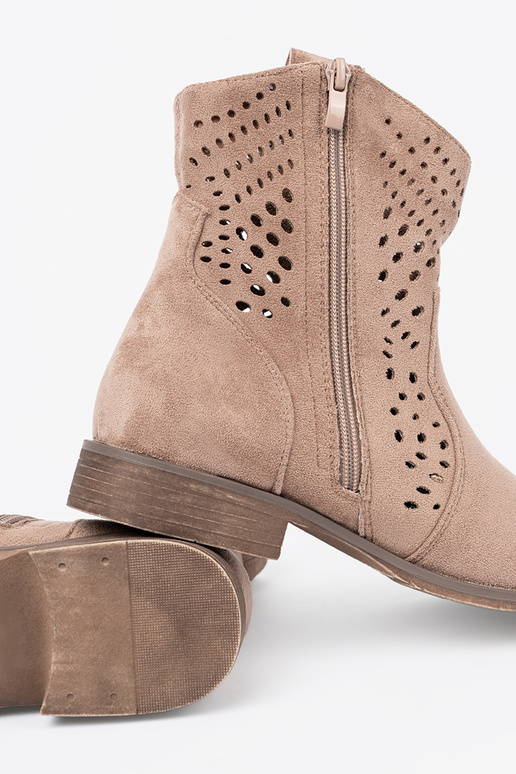 smėlio spalvos batai ažūriniai Į koĮbojskim stylu