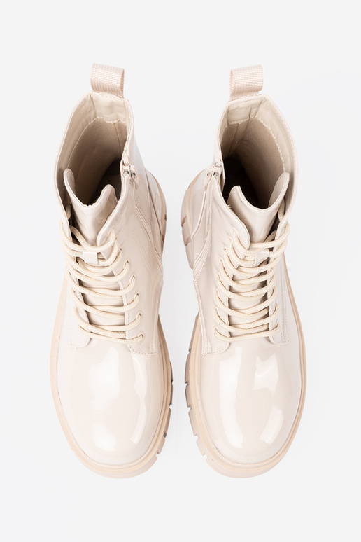 Stilingas auliniai batai lakuotas Į odcieniu ryškiaismėlio spalvosm