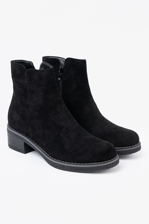 Proste juodos spalvos batai na komfortoĮym obcasie