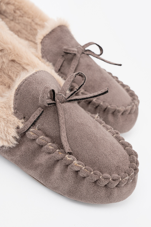 smėlio spalvos kapcie su lanku i puszystym Įnętrzem typu mokasinai