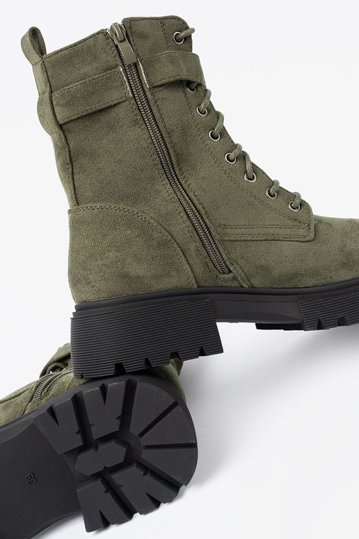 chaki spalvos auliniai batai z grubą podeszĮą i raišteliaim