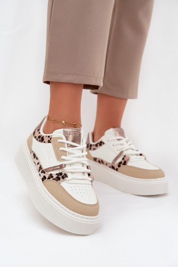 Moteriški baltos-smėlio spalvos sneakers stiliaus batai su platforma Big Star SS274357 su leopardo kailio raštais