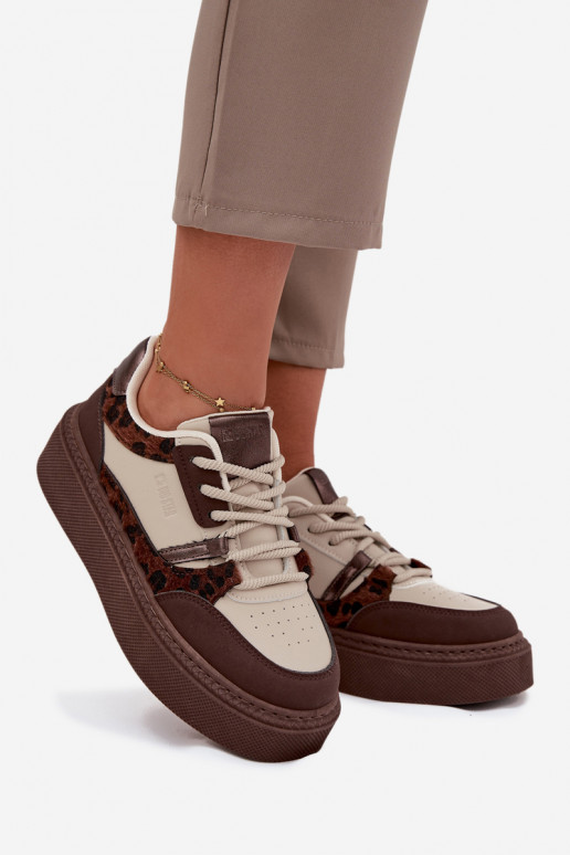Moteriškas Sneakers modelio batai su platforma Big Star SS274356 su leopardo kailio raštais rudos-smėlio spalvos Moteriškas Sneakers modelio batai su platforma Big Star SS274356 su leopardo kailio raštais rudos-smėlio spalvos