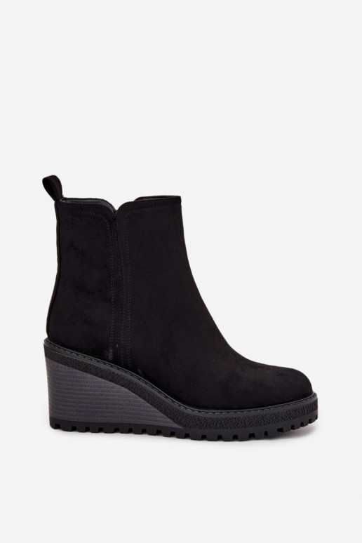 pašiltinti Aulinukai Ant platformossuiš eko zomšosu juodos spalvos Tai turivona