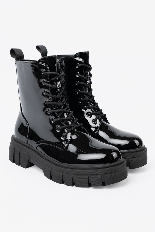 juodos spalvos lakuotas auliniai batai na masyĮnej podeszĮie