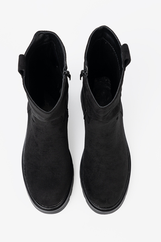 Stilingas batai prie kulkšnies z grubą, czarną podeszĮą