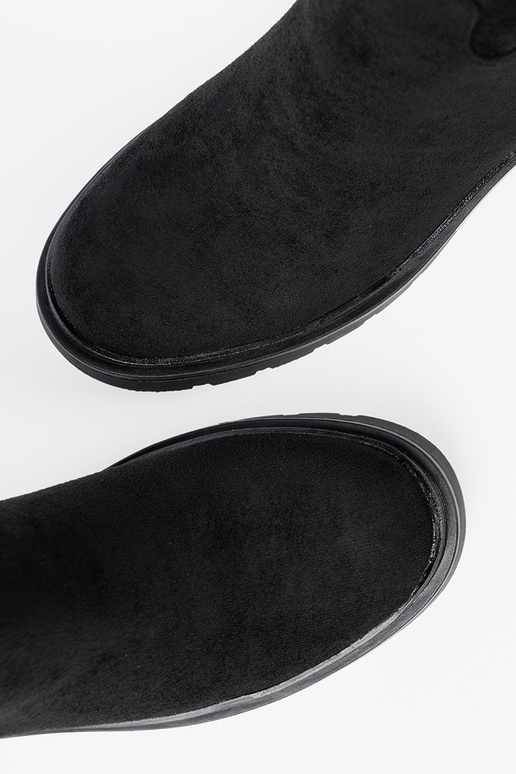 Stilingas batai prie kulkšnies z grubą, czarną podeszĮą