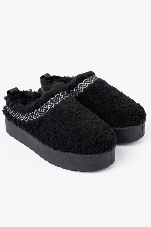 batai a'la sniego batai Į juodos spalvosm kolorze z ozdobnym haftem