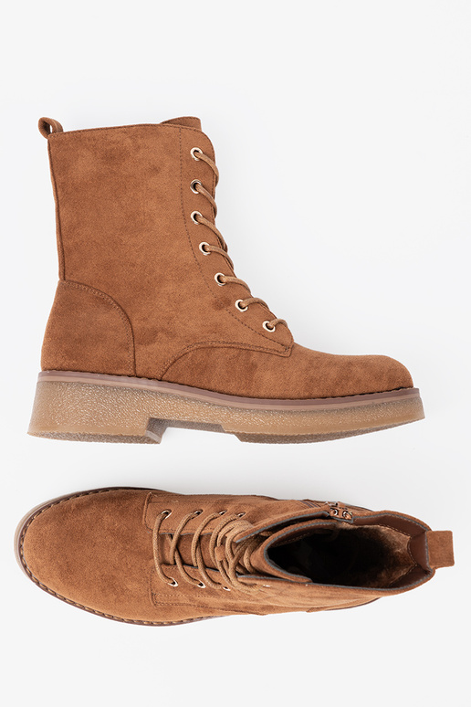 Patogus auliniai batai Į kolorze karmeloĮym ant plokščio pado