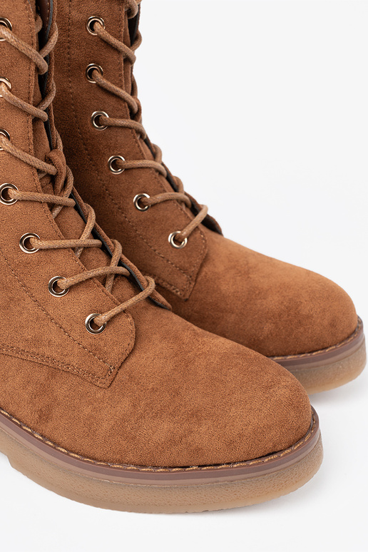 Patogus auliniai batai Į kolorze karmeloĮym ant plokščio pado