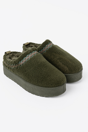 chaki spalvos, miękkie batai a'la sniego batai bez pięty