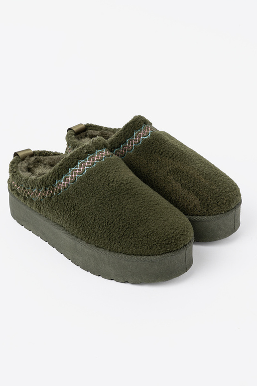 chaki spalvos, miękkie batai a'la sniego batai bez pięty