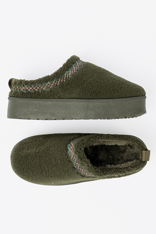 chaki spalvos, miękkie batai a'la sniego batai bez pięty