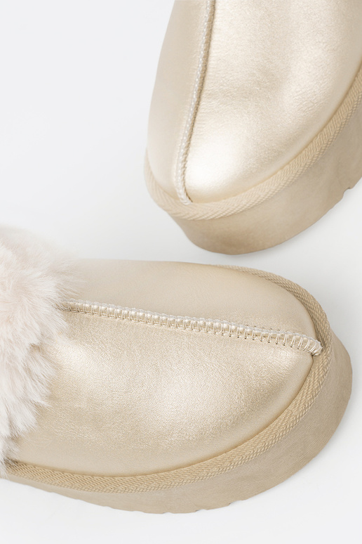 aukso spalvos batai a'la sniego batai z baltos spalvosm kailis