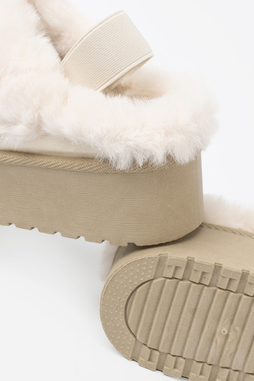 aukso spalvos batai a'la sniego batai z baltos spalvosm kailis