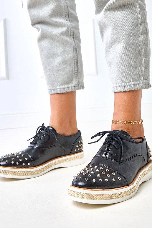 Juodi moteriški pusbačiai su...