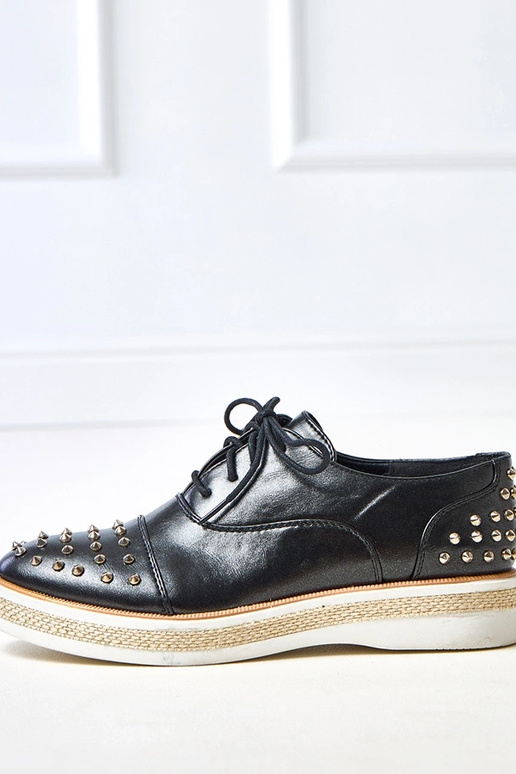 Juodi moteriški pusbačiai su...