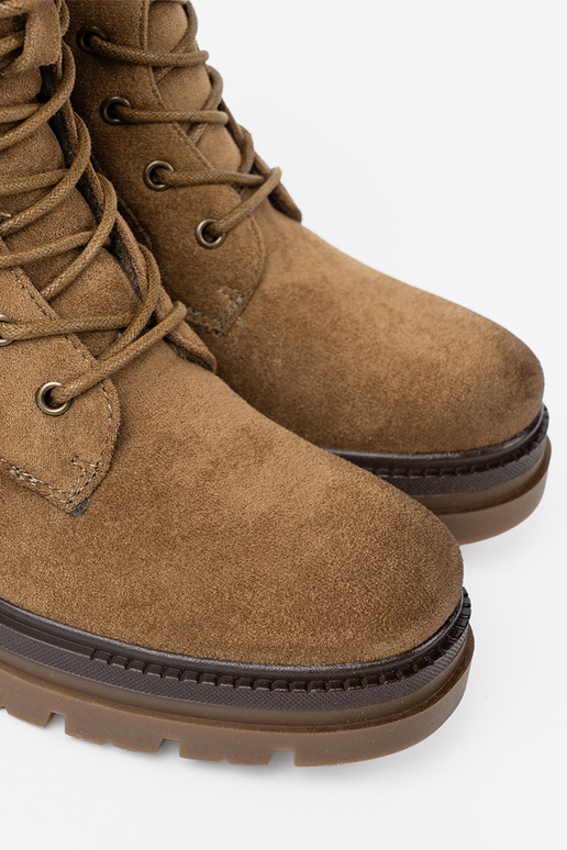 Klasikinio modelio iš zomšos auliniai batai Į odcieniu brązu