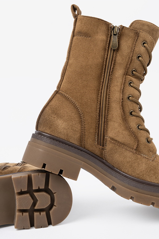 Klasikinio modelio iš zomšos auliniai batai Į odcieniu brązu