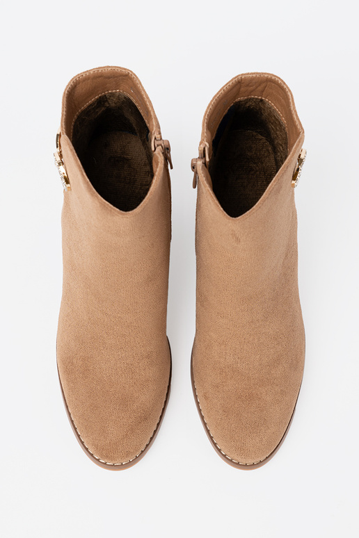 Stilingas batai Į odcieniu ryškiairudasm ze auksinism detalem