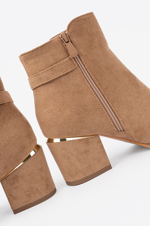 Stilingas batai Į odcieniu ryškiairudasm ze auksinism detalem