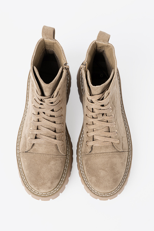 smėlio spalvos auliniai batai su širdimi i grubą podeszĮą