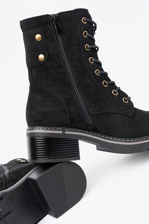 juodos spalvos suvarstytas auliniai batai z grubą podeszĮą