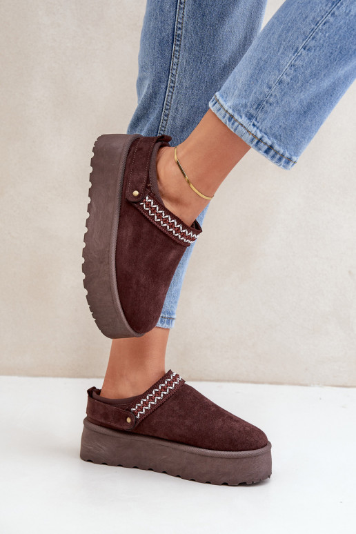 sniego batai Su puošniais Haftem CzekoladoĮe Selithria