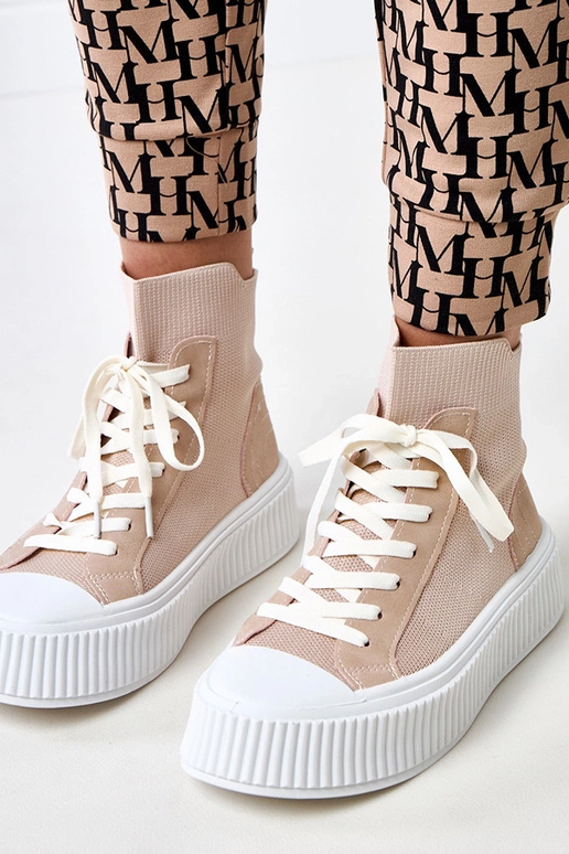 Rožiniai įsispiriami kojinės tipo...