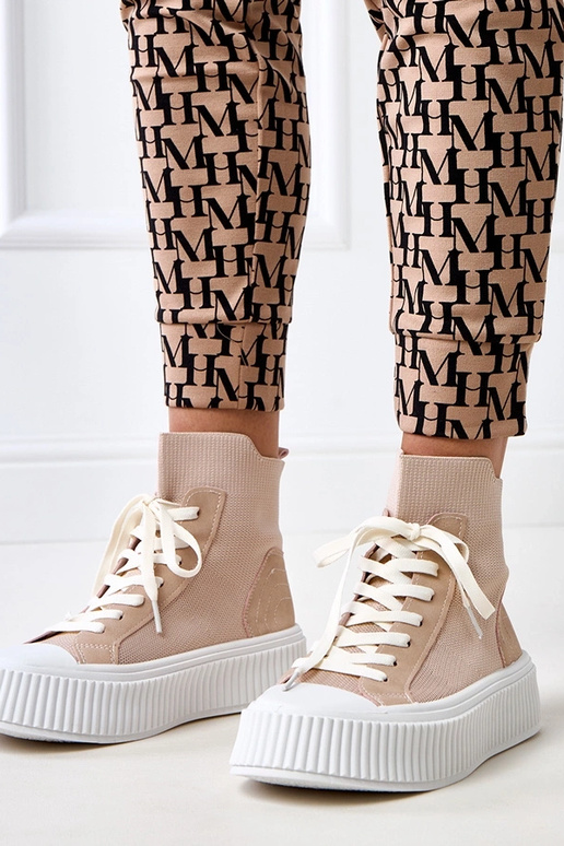 Rožiniai įsispiriami kojinės tipo...