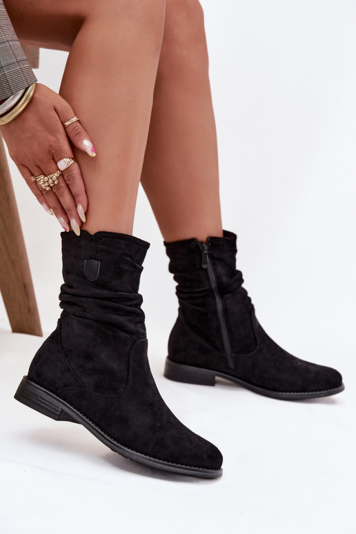 pašiltinti Moteriški aulinukai Su riesta viršutine dalimi su plačiais kulniukais juodos spalvos Krisia