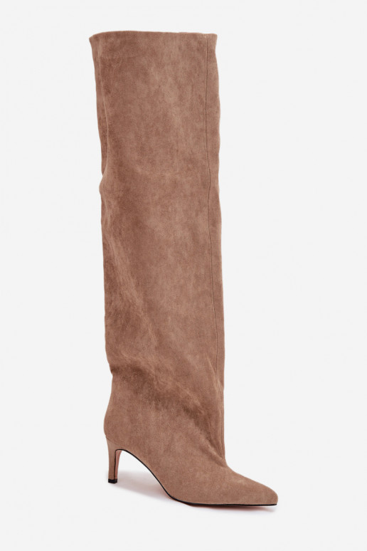 moteriški ilgaauliai batai su plonais kulniukais Įsispiriamo modelio smėlio spalvos Tai turivilla