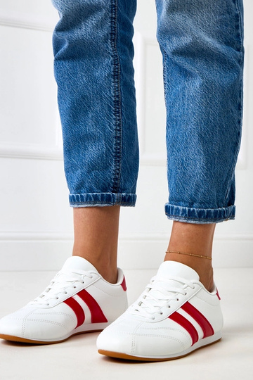 Balti teniso tipo...