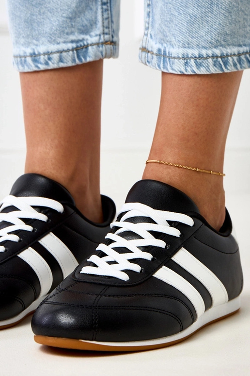 Juodi teniso tipo sportbačiai su...