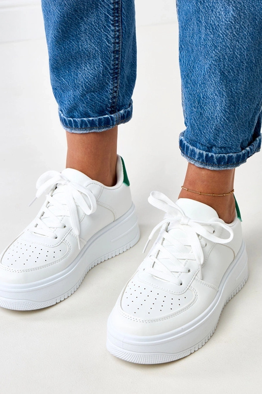 Balti sportiniai bateliai su...