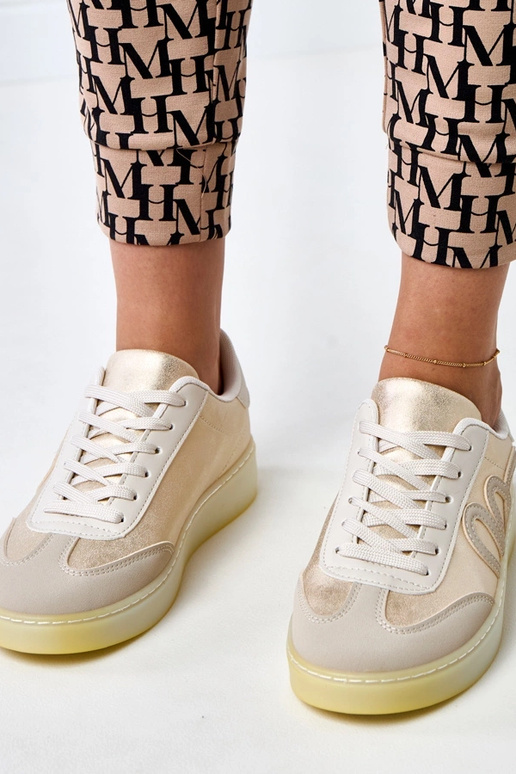 Smėlio spalvos sportiniai bateliai su...