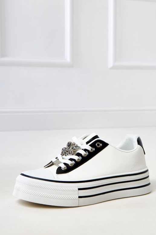 Balti sportiniai bateliai su... Balti sportiniai bateliai su...