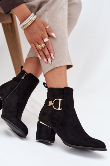 pašiltinti Moteriški aulinukai Ze aukso spalvosmi Elementami juodos spalvos Ambrine