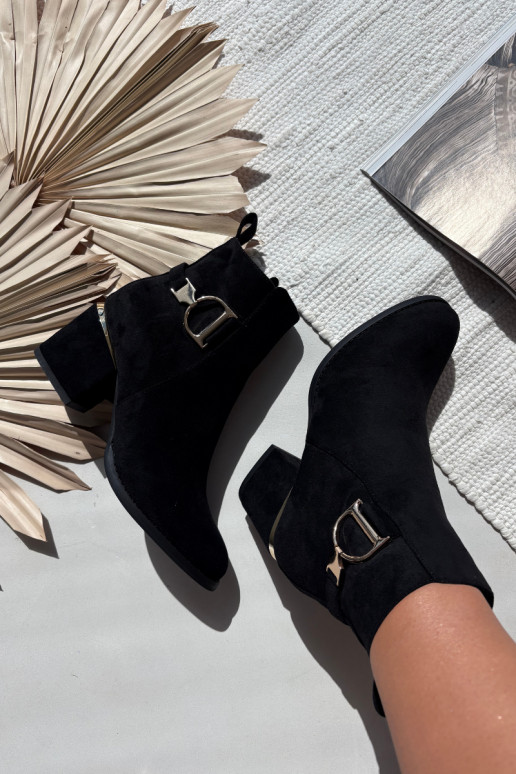 pašiltinti Moteriški aulinukai Ze aukso spalvosmi Elementami juodos spalvos Ambrine