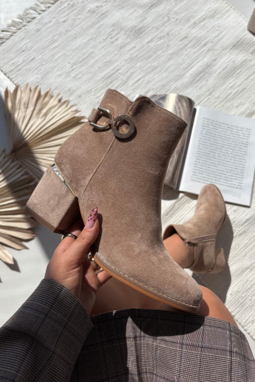 pašiltinti Moteriški aulinukai Ze aukso spalvosmi Detalami su kulniukais smėlio spalvos Dorisse