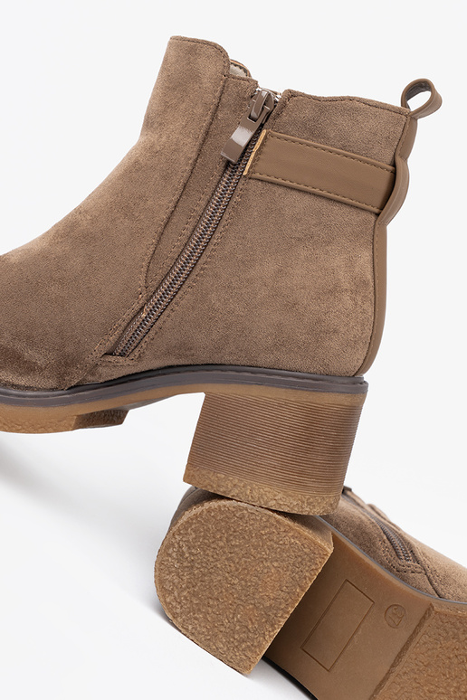 Stilingas batai smėlio spalvos su patogiu kulniuku