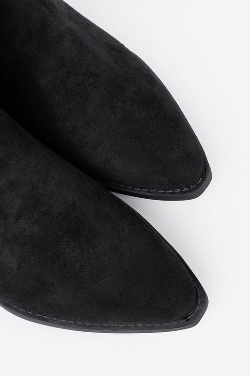 juodos spalvos moteriški batai o klasycznym kroju