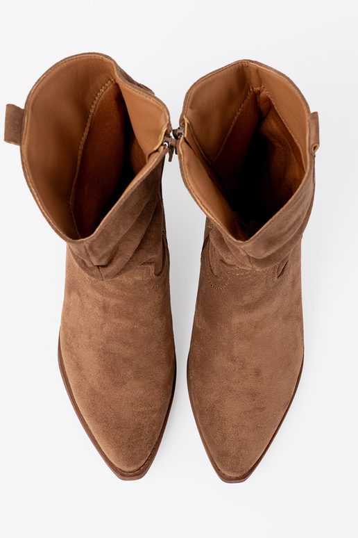 rudos spalvos moteriški batai o klasycznym kroju