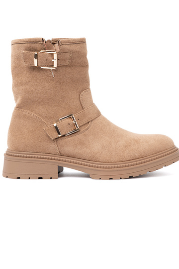 karamelinės spalvos batai z ozdobnymi auksinismi klamrami 2