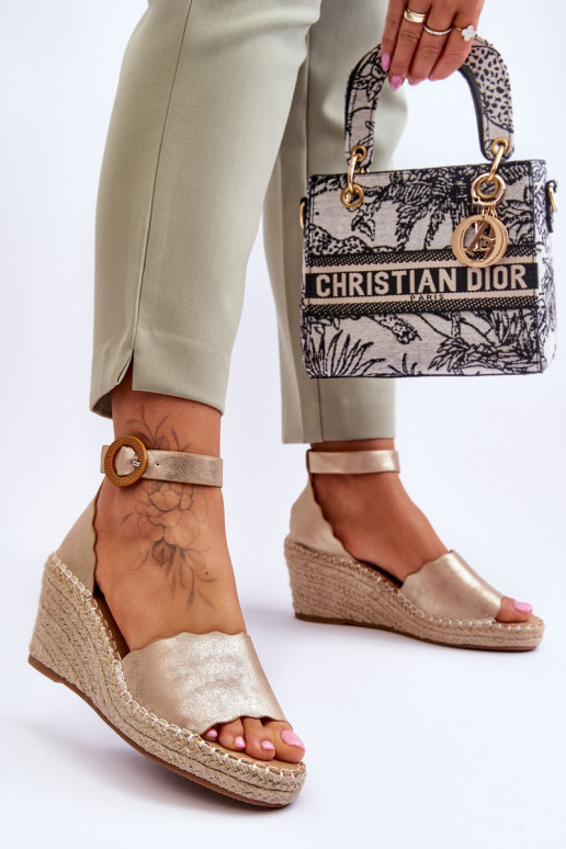 Oda Platforminės basutės Comfort Shoe aukso spalvos Verola Oda Platforminės basutės Comfort Shoe aukso spalvos Verola