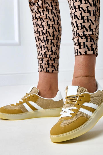 Geltoni tinkliniai...