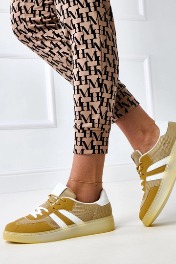 Geltoni tinkliniai... 2