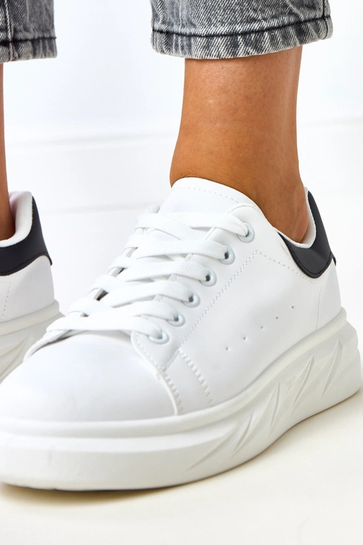 Juodai balti platforma sportbačiai...